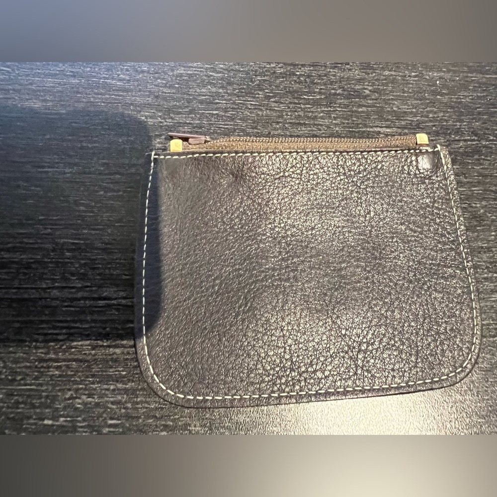 Loewe - Picture 4 of 10